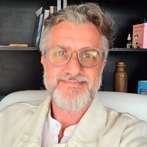 Dr. Eduardo Cantelli, médico e psicanalista